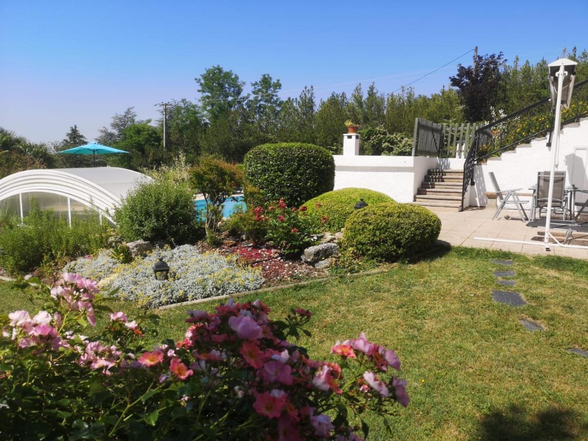 Bellevue Bed & Breakfast Chateauneuf-de-Galaure ภายนอก รูปภาพ